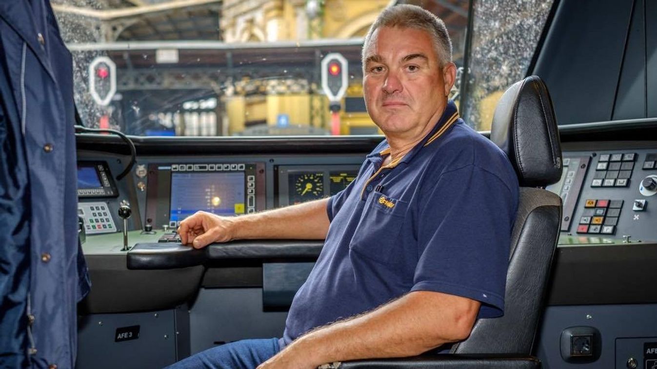 Negyven éve a sínek között – egy hevesi mozdonyvezető története Kép