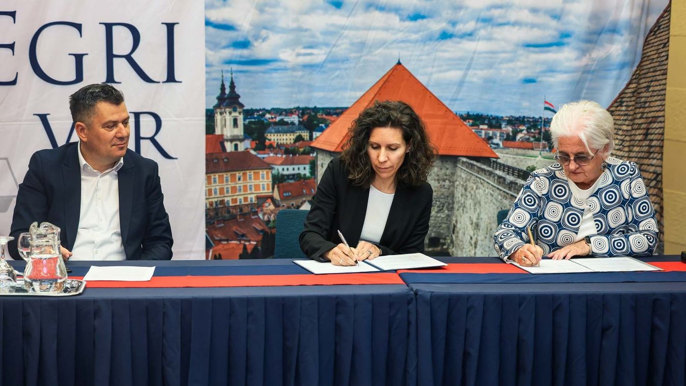 Új együttműködés segíti az egri idegenvezetőket és az egri vár látogatóit