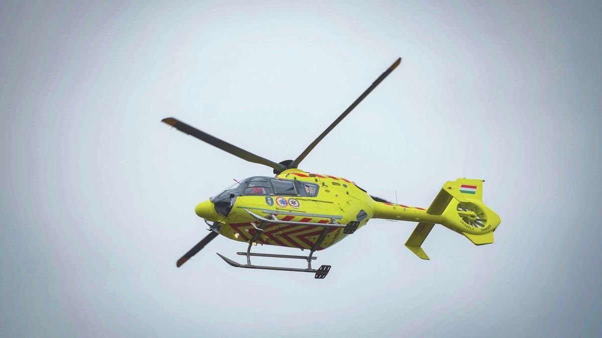 Súlyos baleset történt Gyöngyöstarjánnál, mentőhelikoptert riasztottak