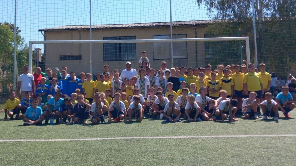 Recsk KJTC: 4 korosztály 110 játékosa futballozott a 35 fokban