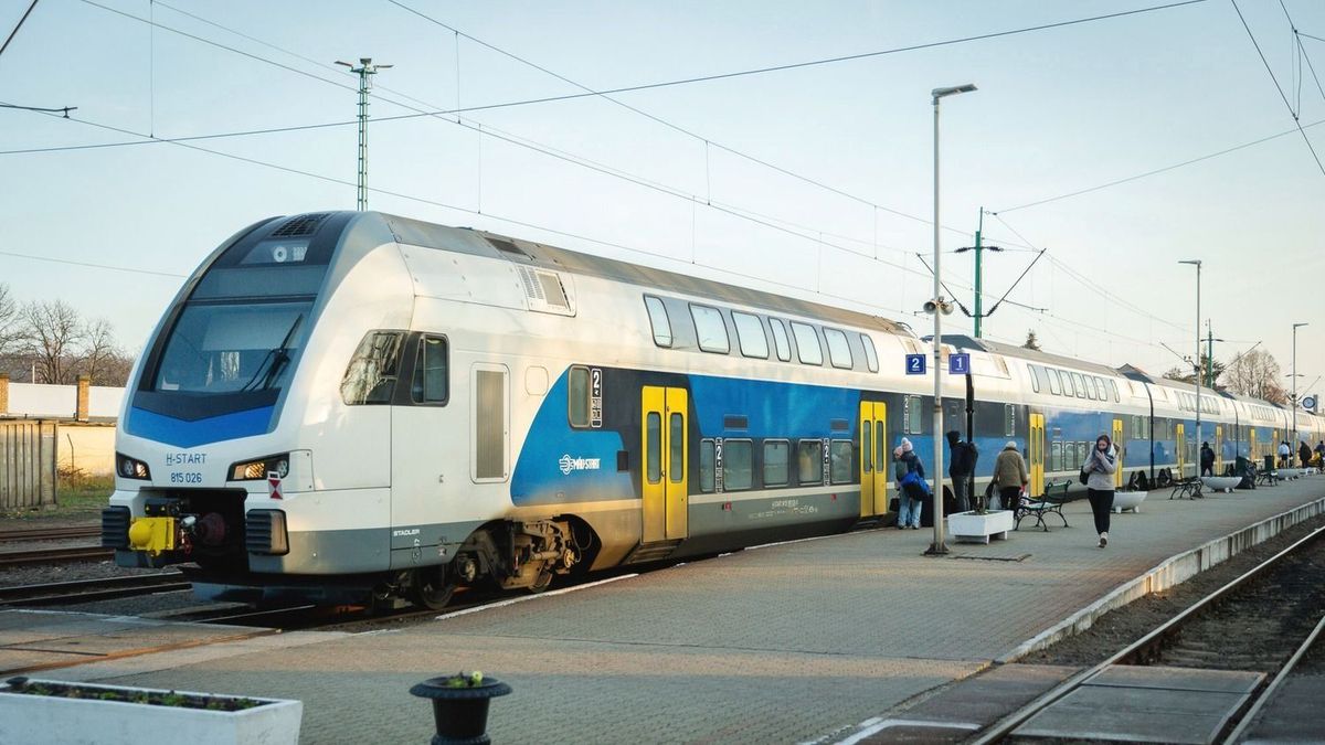 Figyelem, vonatozók! Több járat menetrendje is borul Hevesben