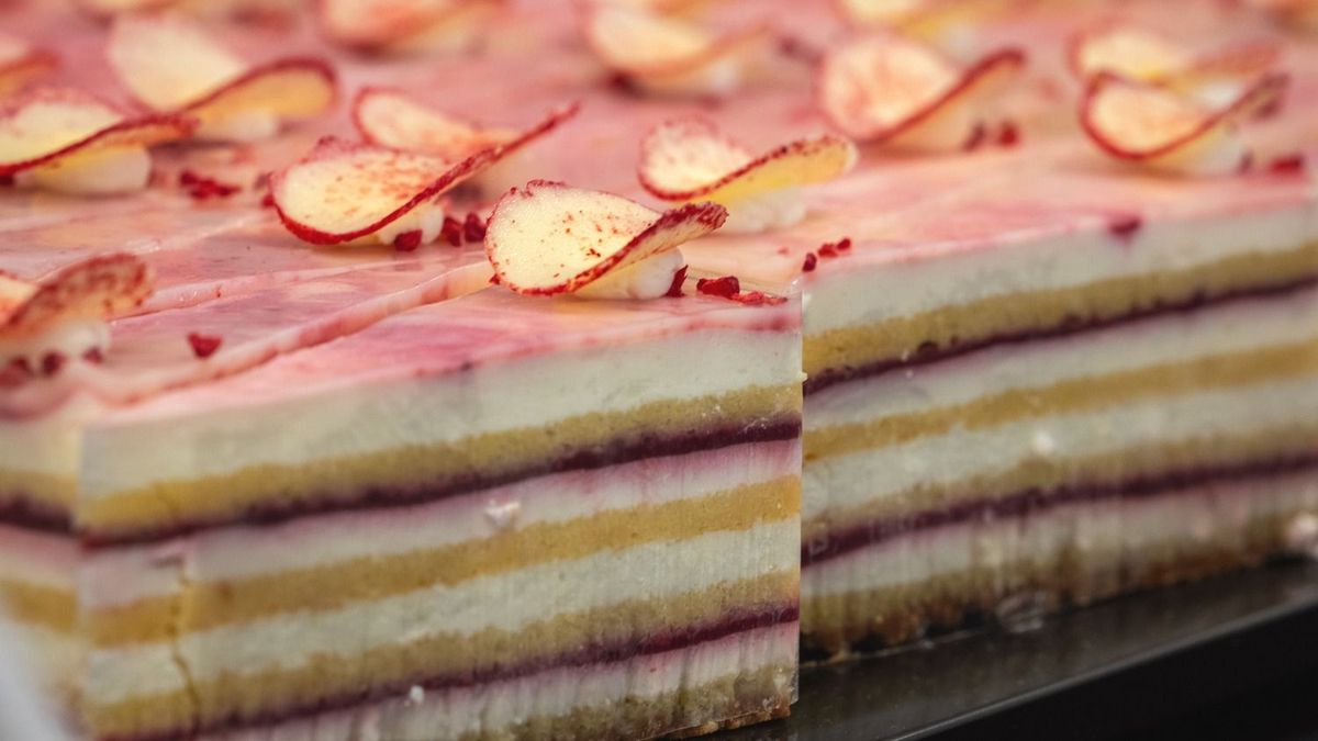 Magyarország Tortája mától kóstolható – mutatjuk, Hevesben hol kínálják!