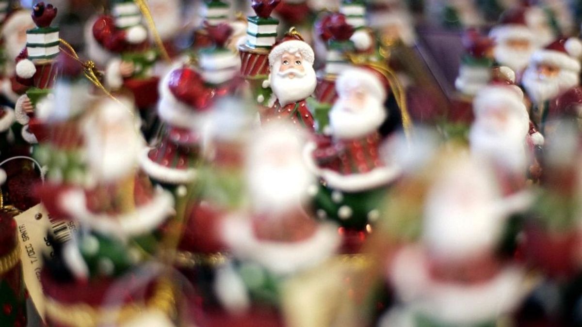 Előrehozták a karácsonyt: már most ünnepi díszbe öltözött a világhírű áruház