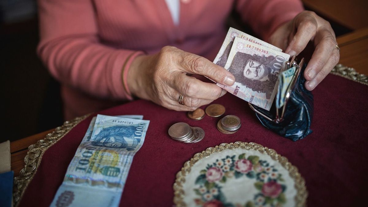 Meglepetés érheti a nyugdíjasokat – Eldőlt, jöhet-e újabb pénz az időseknek ősszel