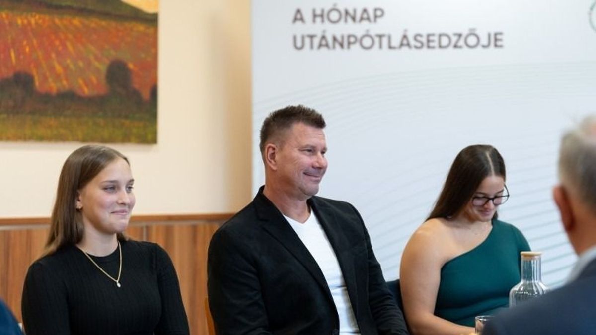 Biros Péteré a hónap utánpótlásedzője díj