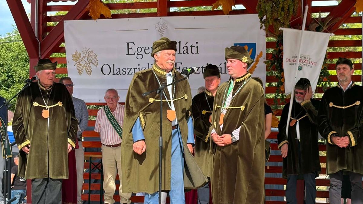 A világűrből érkezett a legújabb egerszóláti borlovag