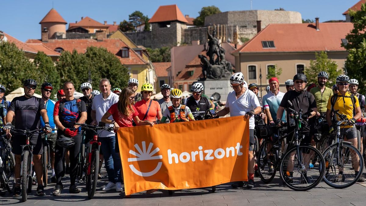 Bekerült az elitbe: újabb szakaszt adtak át, ez a hevesi település is a bringások Mekkája lett!