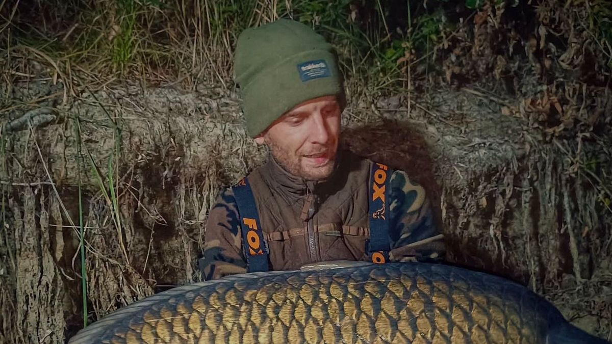 Hátast dobott a horgász, amikor meglátta, mit fogott ki a hevesi tóból – fotón a szörny!