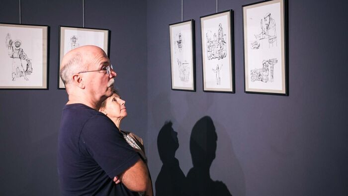 Mélyen megrázták 1956 történései: Egerbe érkeztek a legendás művész különleges kincsei – fotók, videó