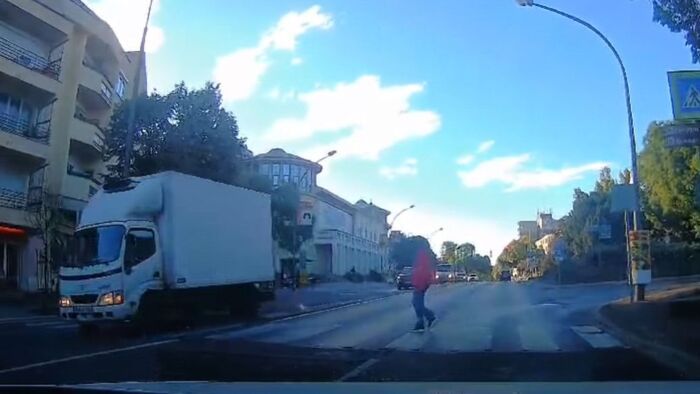 Döbbenetes szabálytalanságokat rögzített a Heves megyei rendőrök kamerája