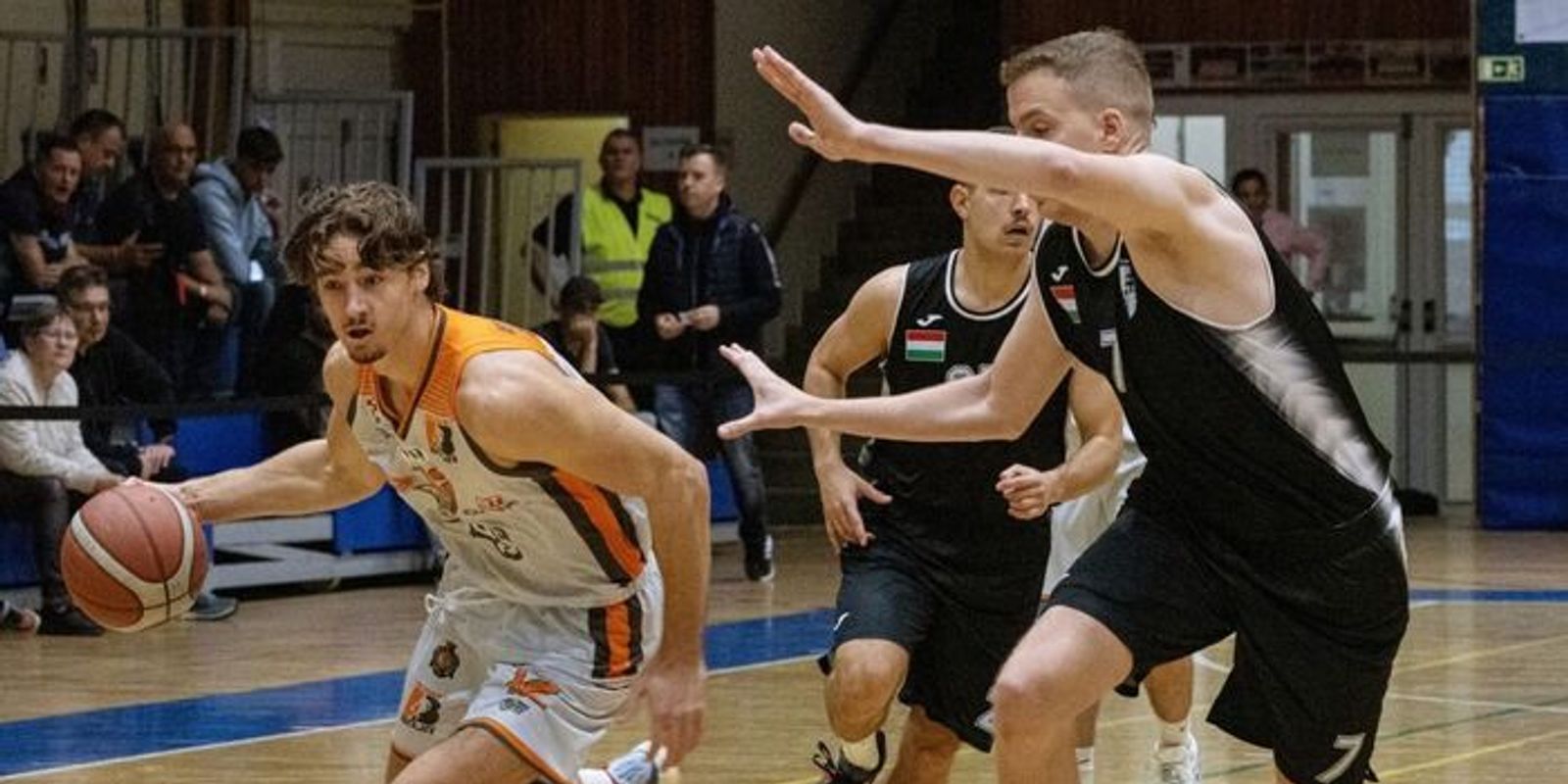Luka Igrutinovics: „Nehéz hat játékos ellen küzdeni, de a játékosaim előtt le a kalappal”