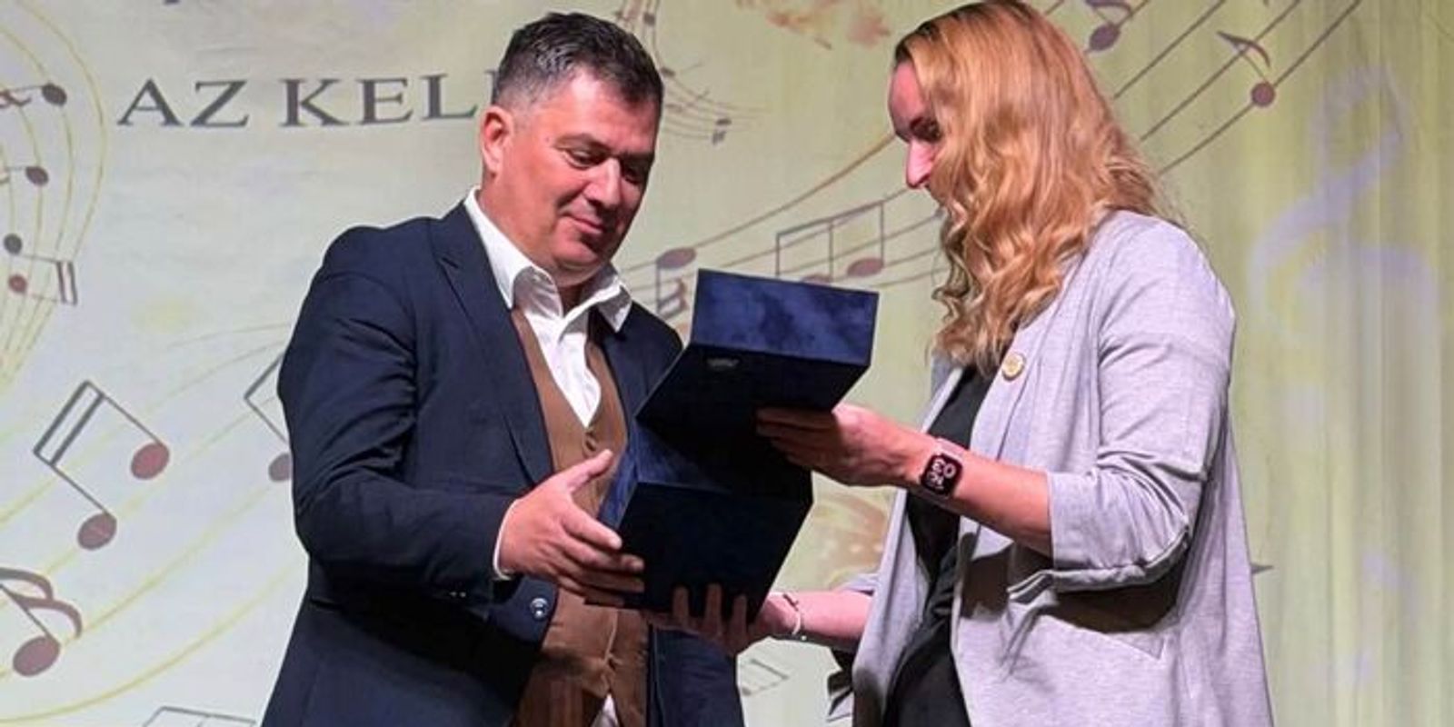 Óriási elismerés: nívós szakmai díjjal tüntették ki az egri zeneiskola igazgatóját