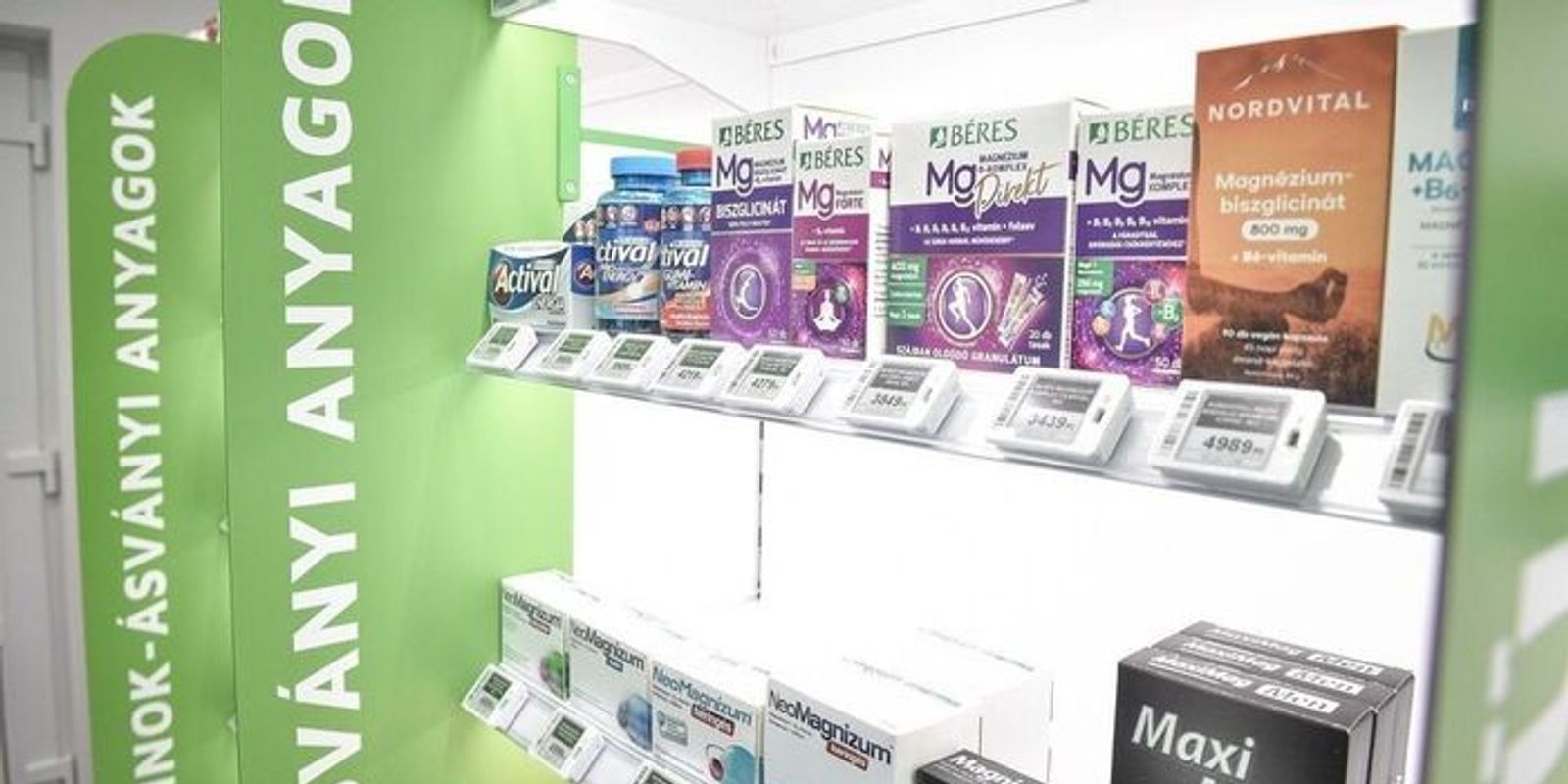 Azt hitted, a vitamin csak jót tehet? – életveszélyes hibákra figyelmeztet a hevesi gyógyszerész