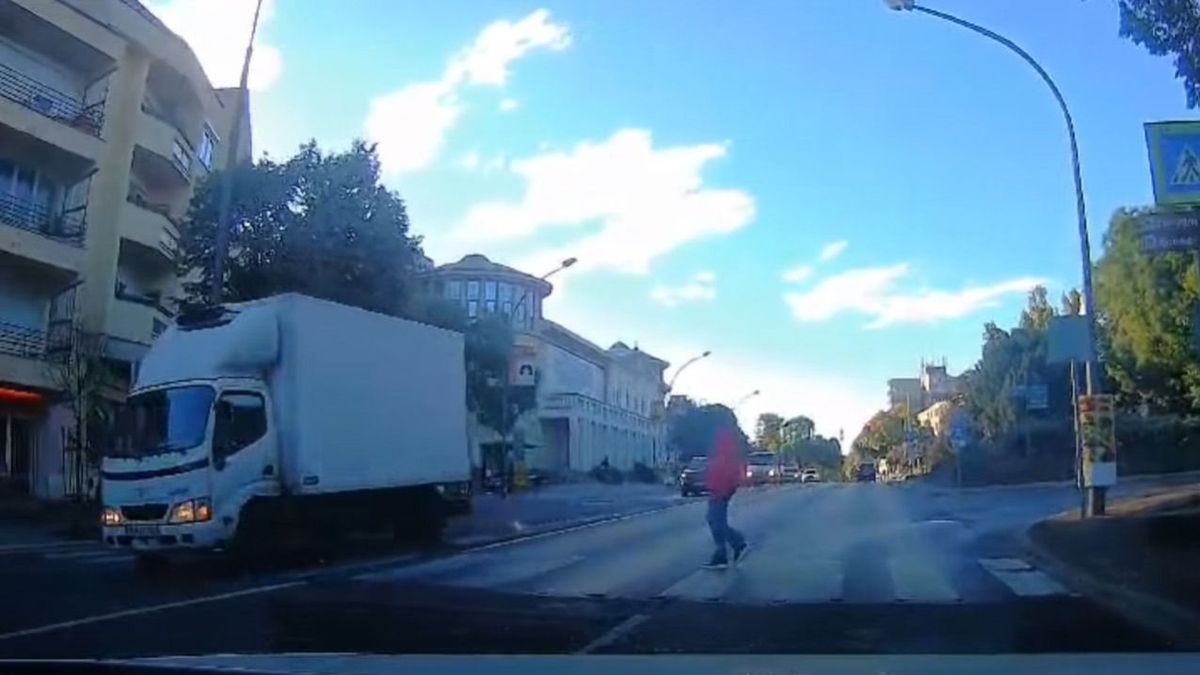 Döbbenetes szabálytalanságokat rögzített a Heves megyei rendőrök kamerája