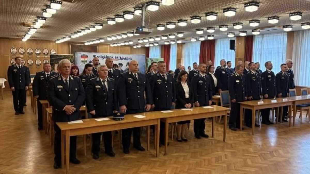 Elismerték a Heves megyei rendőrök munkáját, többen kitüntetést kaptak