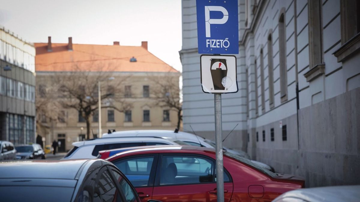 Igen, jól látod, ennyibe fáj, ha Egerben parkolsz: itt a lista, hol érhet a legnagyobb pofon!