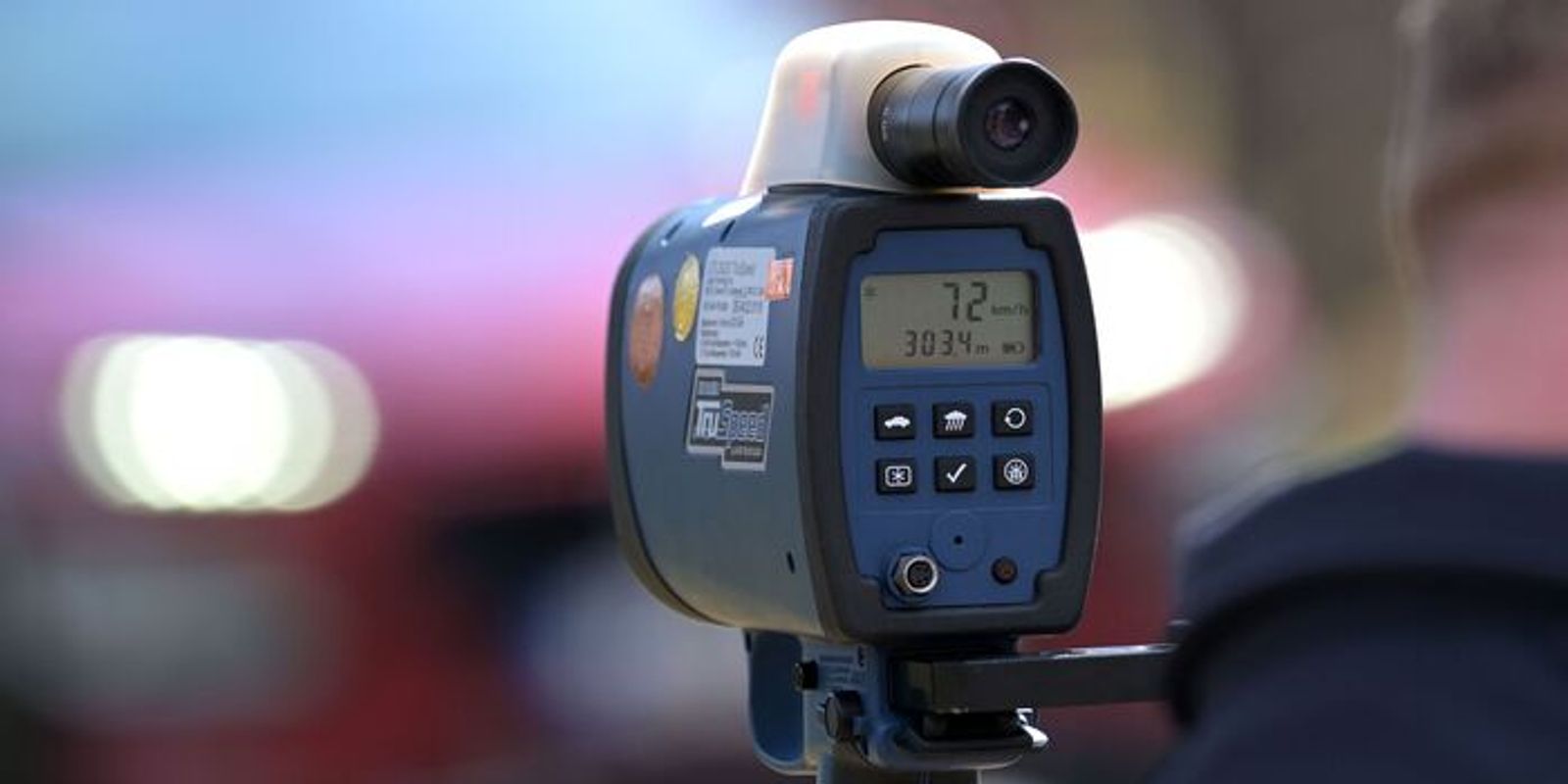 Ha meglátod a traffipaxot, ne csak a fékre gondolj – ezt is figyelik és büntetik