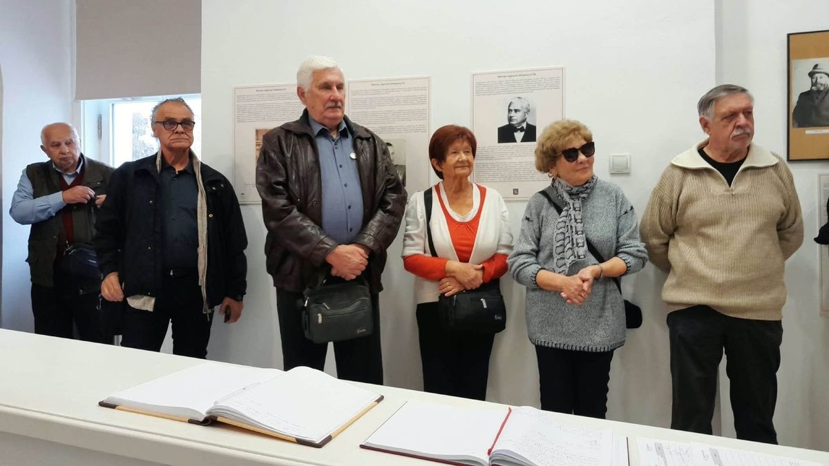 Nyolcvan évig rejtőztek a különleges fotók: a történelmi kincsek Hatvanba érkeztek!